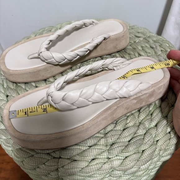 VINCE Nita Braided Ivory Leather/Suede Slip On Thong Platform Sandals Size 8 - Picture 9 of 9